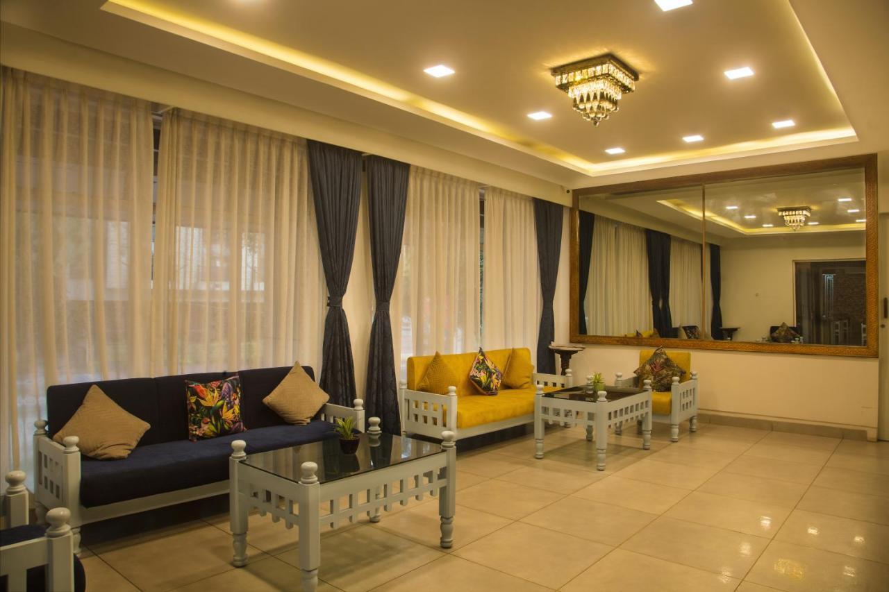 Hotel Geo Bangalore Bagian luar foto