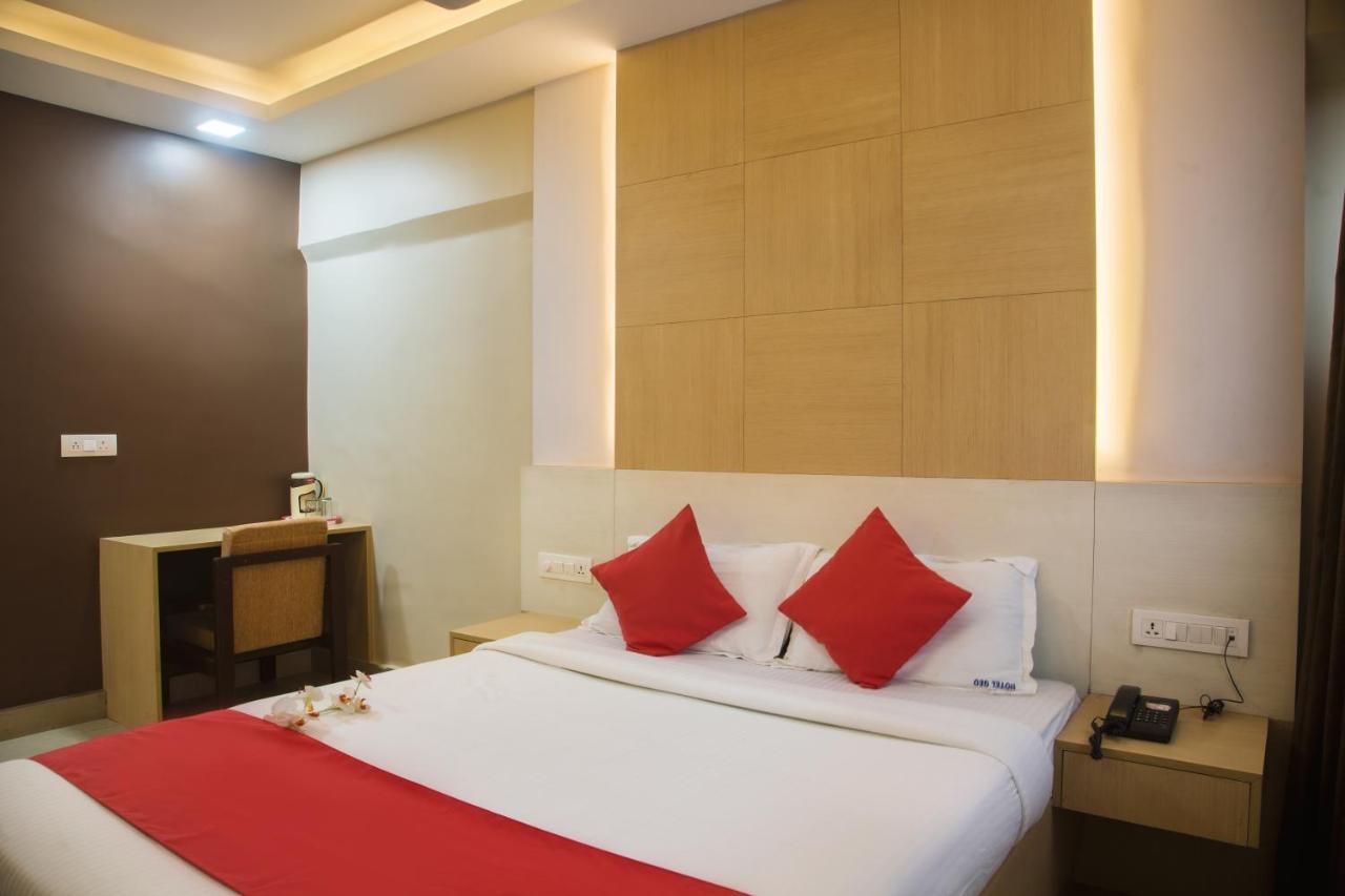 Hotel Geo Bangalore Bagian luar foto