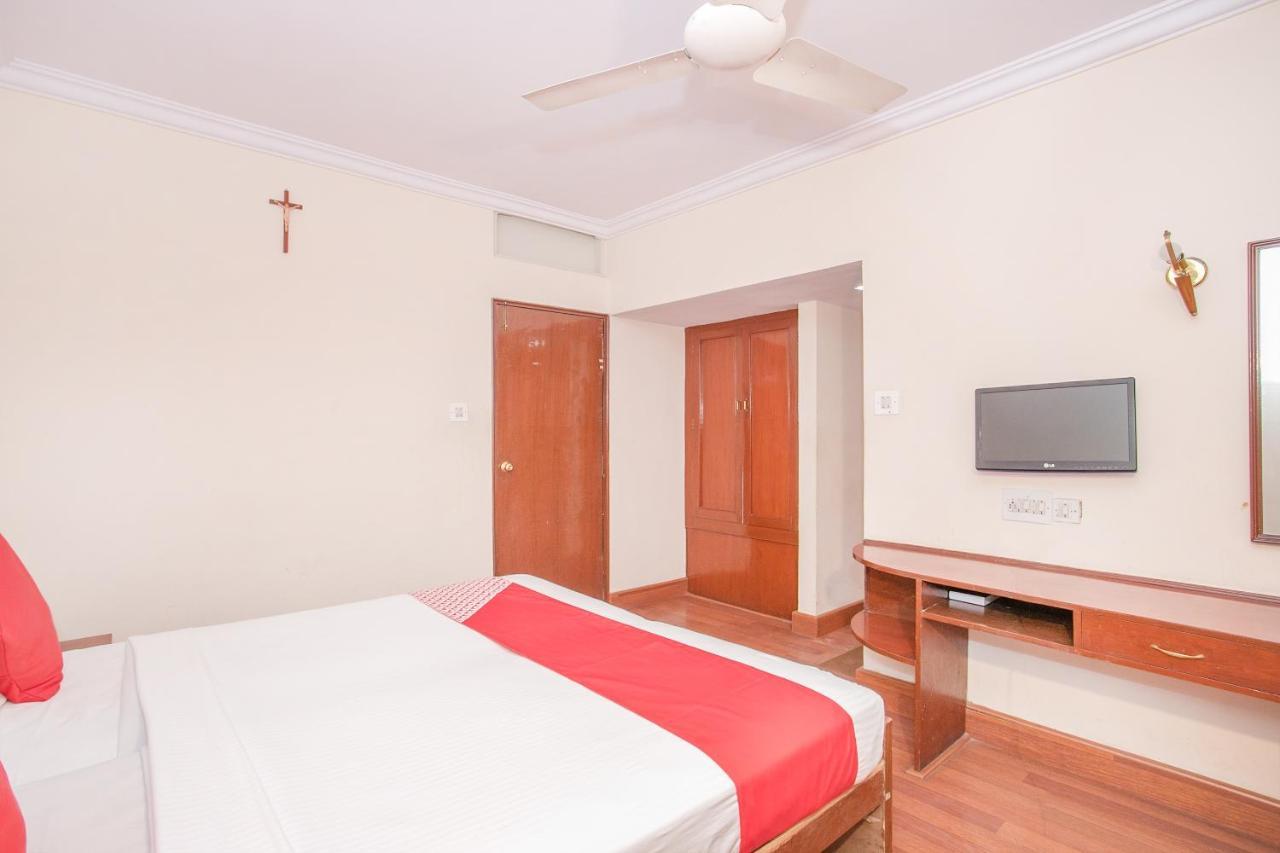 Hotel Geo Bangalore Bagian luar foto