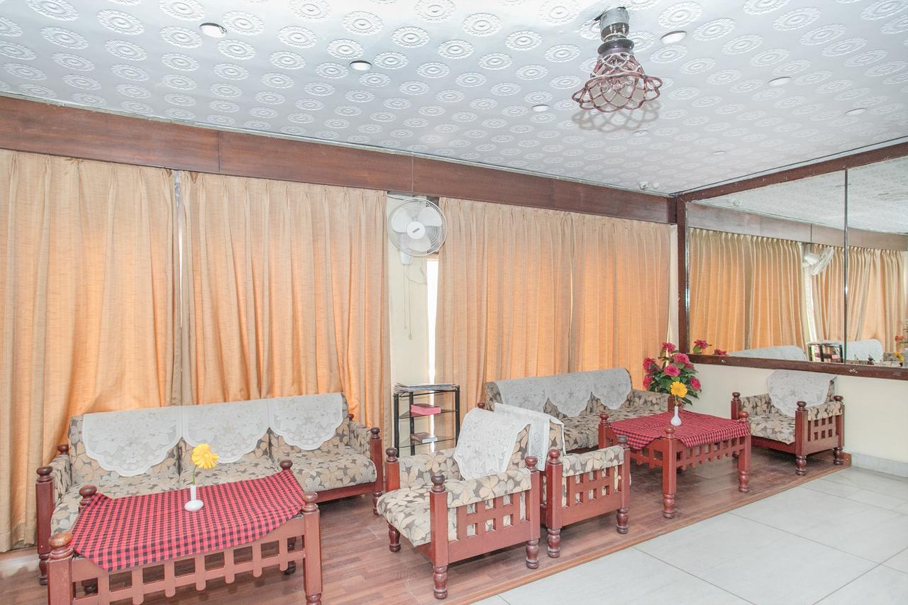 Hotel Geo Bangalore Bagian luar foto